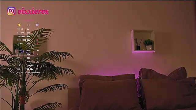 ViXXXiee online show from 28, 4, 2026