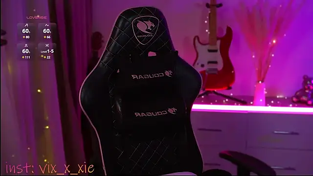 ViXXXiee online show from 2, 3, 2025