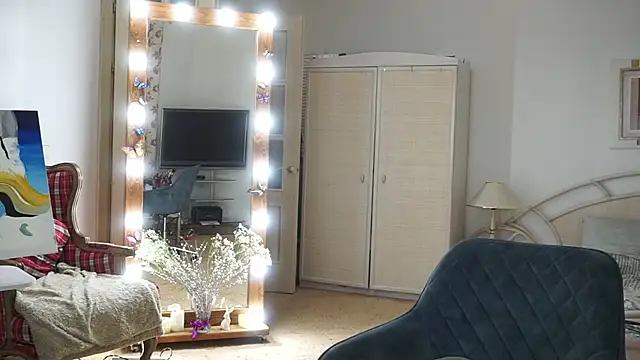 moonlight4u online show from 8, 4, 2026