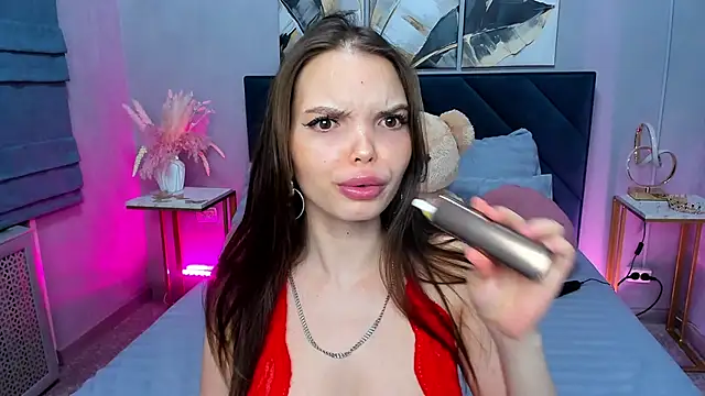 Curvy Dynamite  online show from 14, 1, 2026