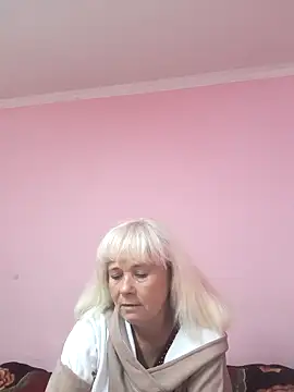 sakura blonde online show from 25, 9, 2025