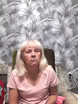 sakura blonde online show from 10, 10, 2025