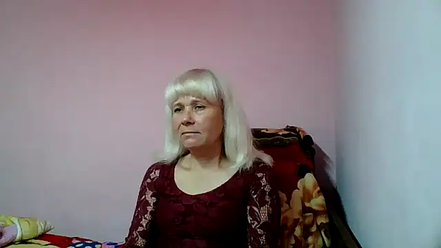 sakura blonde online show from 29, 11, 2025