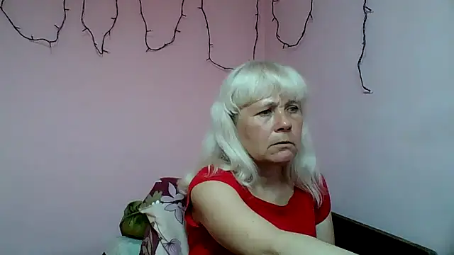 sakura blonde online show from 2, 4, 2026