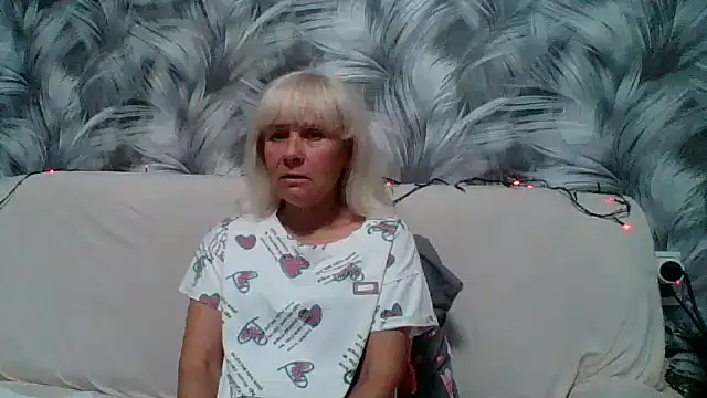 sakura blonde online show from 3, 10, 2025