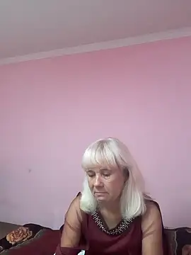 sakura blonde online show from 27, 9, 2025