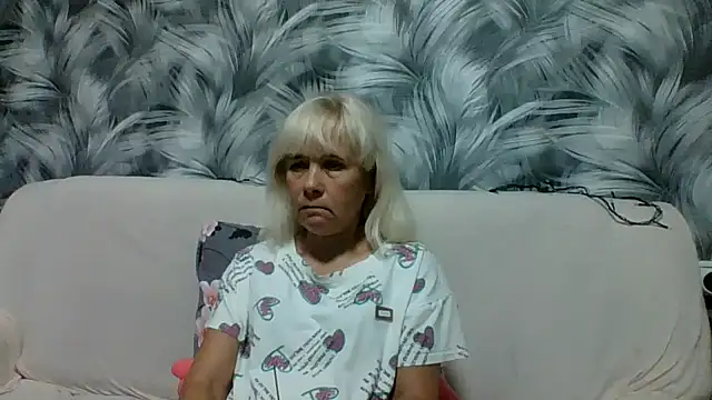 sakura blonde online show from 5, 10, 2025