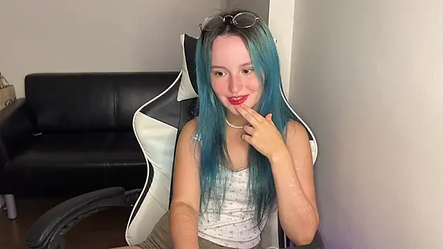 bumble bee online show from 19, 3, 2025