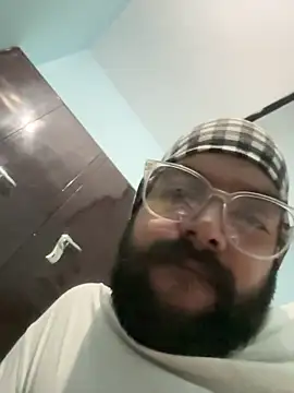 Arsh Loves Luv online show from 17, 12, 2025