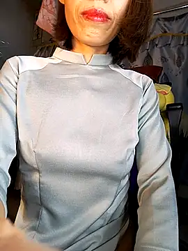 Lucy limon online show from 17, 12, 2025