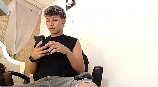 Snapshot of ThorLatinSex chatting on 23, 1, 2025 ThorLatinSex online show from 23, 1, 2025