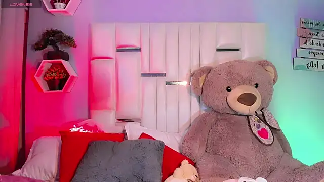 Aileen 18 online show from 19, 9, 2025