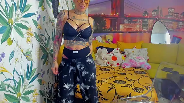 Lucky Deniz online show from 9, 2, 2026