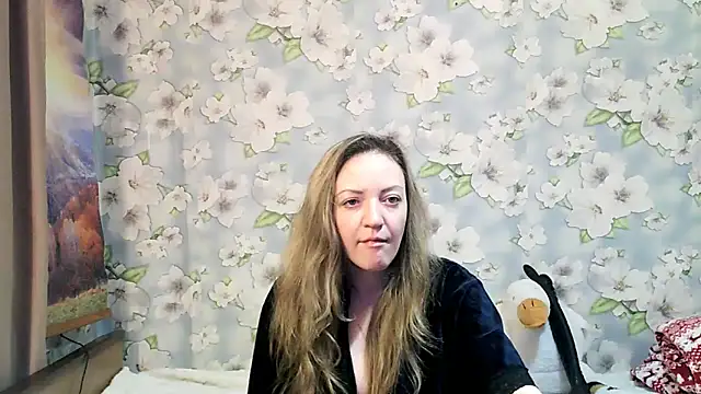 KattyLuuu online show from 11, 10, 2025