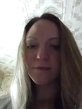 KattyLuuu online show from 14, 12, 2025