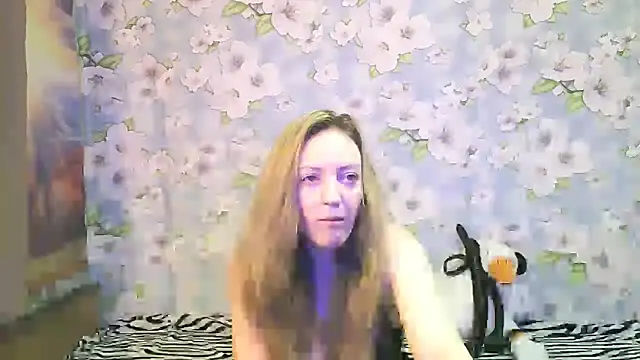 KattyLuuu online show from 12, 9, 2025