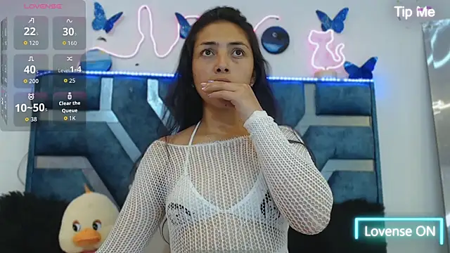 Roxan Fox- online show from 4, 10, 2025