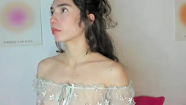 Snapshot of Ana_is_from_Heaven chatting on 7, 11, 2025 Ana is from Heaven online show from 7, 11, 2025