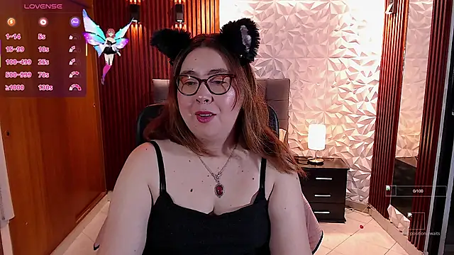 chloe prg online show from 19, 9, 2025