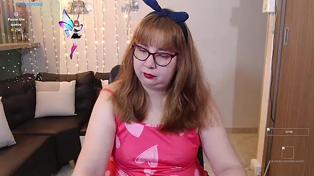 chloe prg online show from 24, 11, 2025