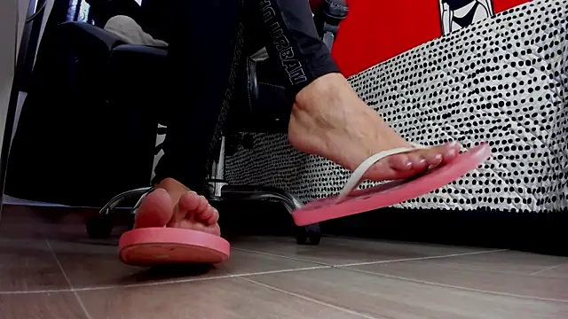 Keiny-Rave online show from 30, 10, 2025