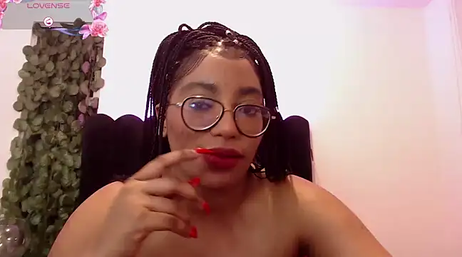 AmyBriiggs online show from 1, 2, 2025