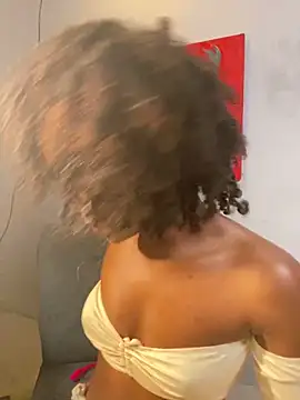 Zizi-campbel online show from 24, 3, 2026