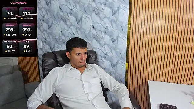 Hideintheoffice online show from 6, 11, 2025