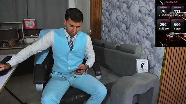 Hideintheoffice online show from 2, 2, 2026