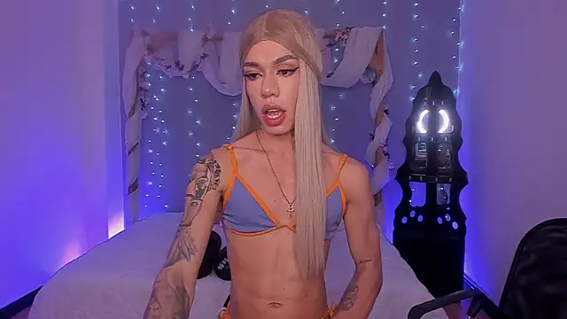 Snapshot of Camillesanto chatting on 18, 3, 2025 Camillesanto online show from 18, 3, 2025