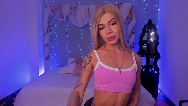 Snapshot of Camillesanto chatting on 14, 3, 2025 Camillesanto online show from 14, 3, 2025