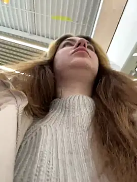 Snapshot of MayaMystic chatting on 1, 3, 2025 MayaMystic online show from 1, 3, 2025