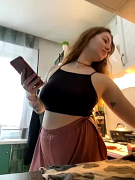 Snapshot of MayaMystic chatting on 22, 10, 2025 MayaMystic online show from 22, 10, 2025