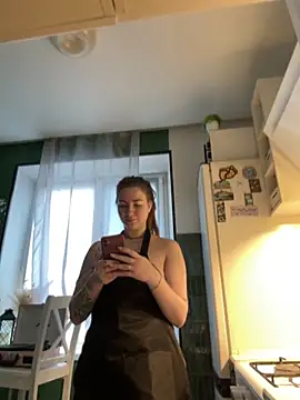 Snapshot of MayaMystic chatting on 18, 10, 2025 MayaMystic online show from 18, 10, 2025