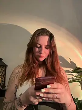 Snapshot of MayaMystic chatting on 20, 11, 2025 MayaMystic online show from 20, 11, 2025