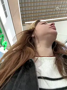 Snapshot of MayaMystic chatting on 10, 3, 2025 MayaMystic online show from 10, 3, 2025