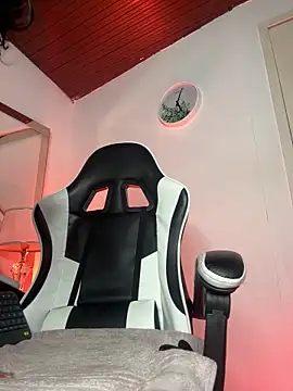 Snapshot of Samir_bear chatting on 3, 6, 2026 Samir bear online show from 3, 6, 2026