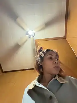 carmelbbyx22 online show from 15, 3, 2026