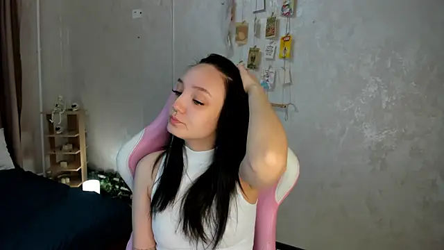 Snapshot of Cheryl__Brown chatting on 10, 11, 2025 Cheryl Brown online show from 10, 11, 2025