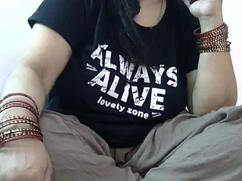 Housewife12 online show from 25, 9, 2025