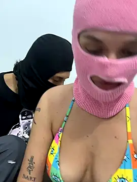 Nikki Hoee online show from 17, 10, 2025