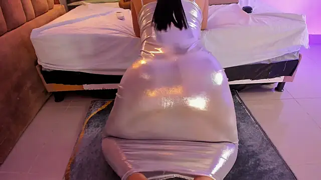 victoriaroyce1 online show from 28, 11, 2025