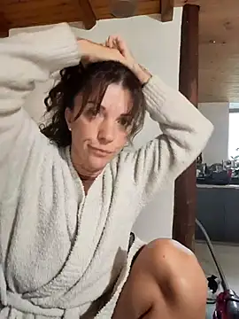 sansan2411 online show from 2, 10, 2025