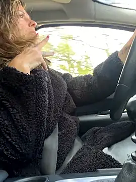 sansan2411 online show from 29, 3, 2026