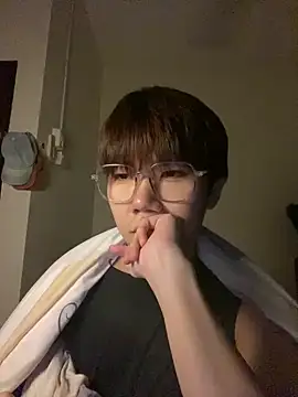 Snapshot of MrDD chatting on 18, 12, 2024 MrDD online show from 18, 12, 2024