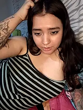 Snapshot of Ema_kraus chatting on 18, 3, 2025 Ema kraus online show from 18, 3, 2025