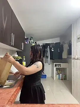 Snapshot of Ema_kraus chatting on 18, 2, 2026 Ema kraus online show from 18, 2, 2026