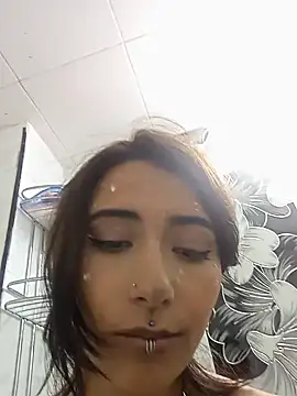 Camilaa1   online show from 24, 12, 2024