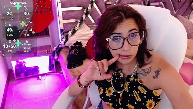 Camilaa1   online show from 22, 12, 2024