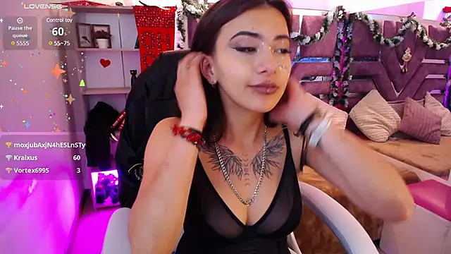 Camilaa1   online show from 20, 12, 2024